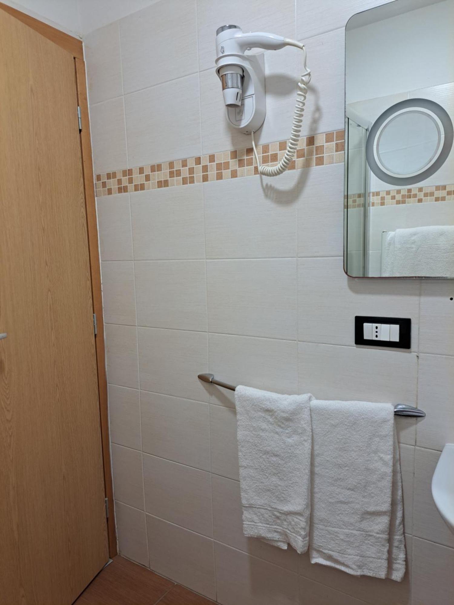 B&B Leonum Флоренция Экстерьер фото